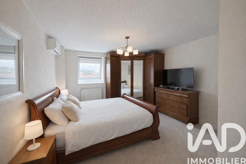 Appartement - 102 m² - 4 pièces