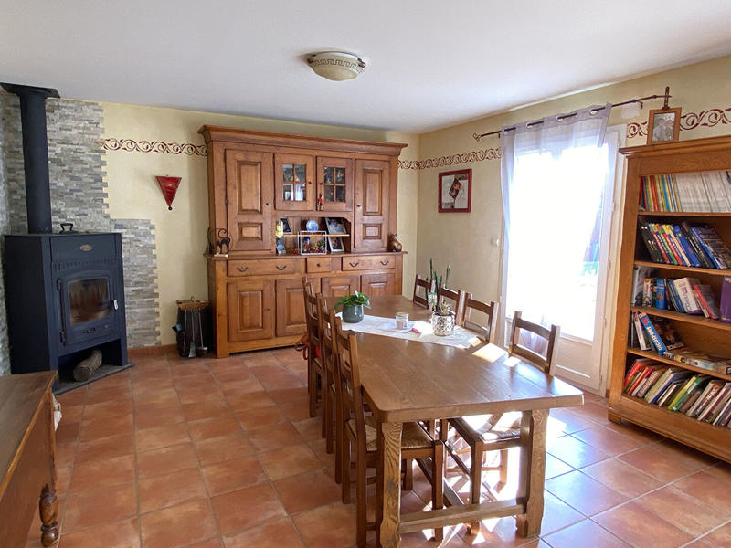 Maison - 142 m² - 6 pièces