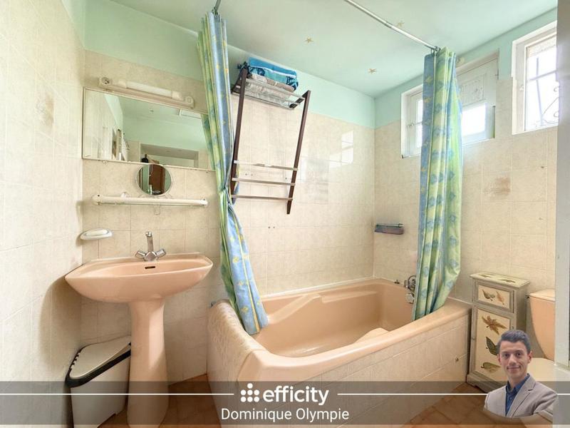 Maison - 120 m² - 5 pièces