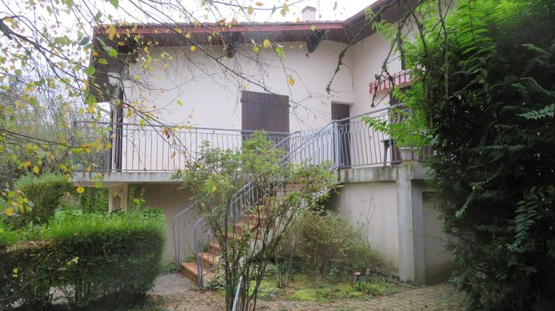 Propriété - 123 m² - 8 pièces