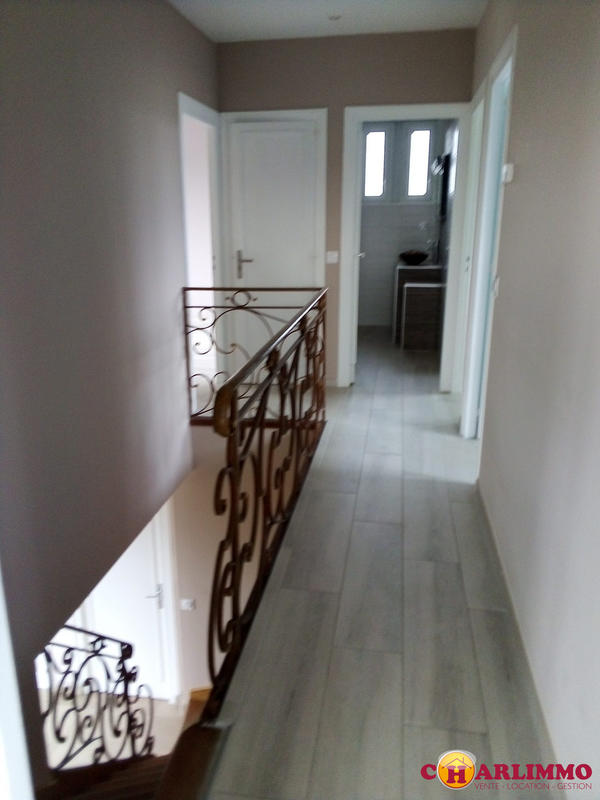 Maison traditionnelle - 129 m² - 4 pièces