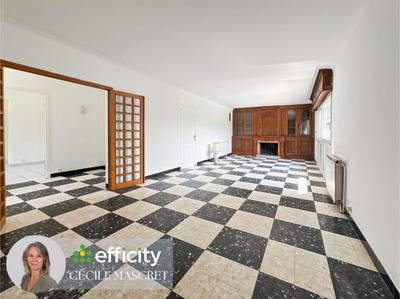 Maison - 182 m² - 7 pièces