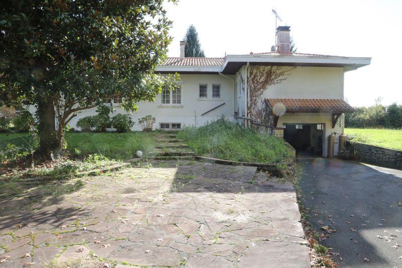 Maison - 208 m² - 7 pièces