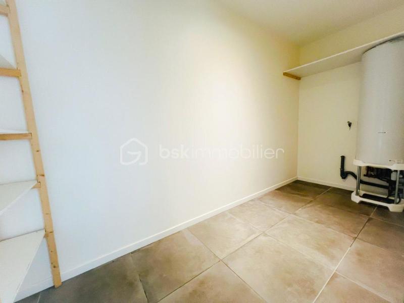 Appartement - 97 m² - 4 pièces