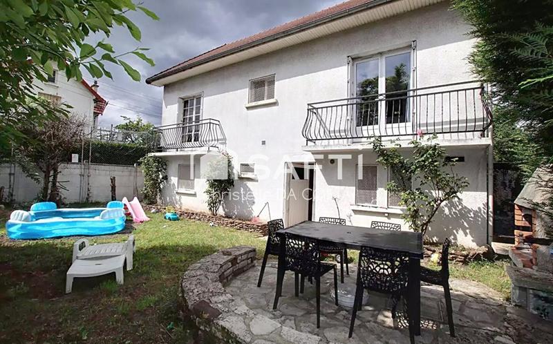 Maison - 97 m² - 5 pièces