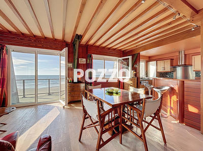 Maison - 201 m² - 16 pièces