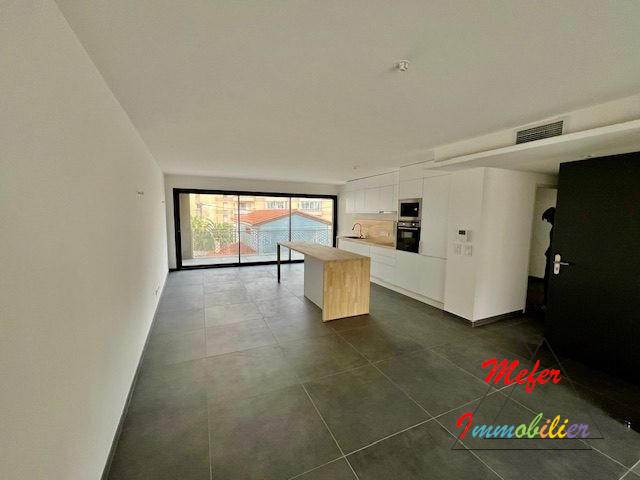 Appartement - 84 m² - 3 pièces