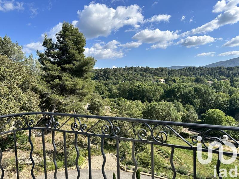 Maison - 185 m² - 8 pièces