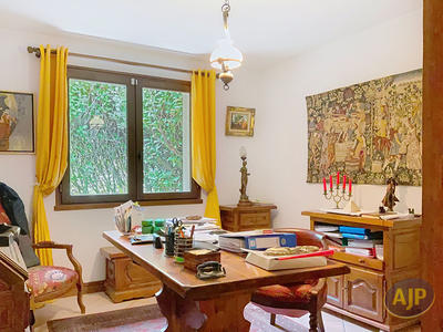 Maison - 174 m² - 7 pièces