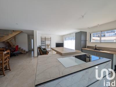 Maison - 138 m² - 5 pièces