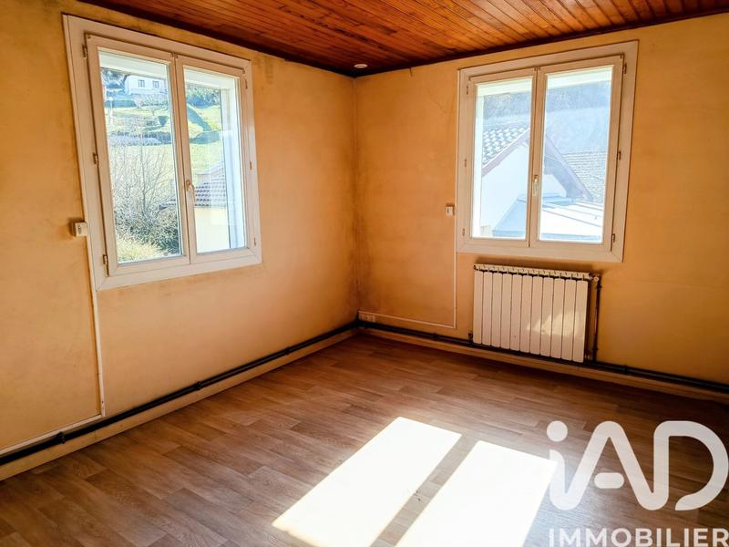Maison - 98 m² - 5 pièces