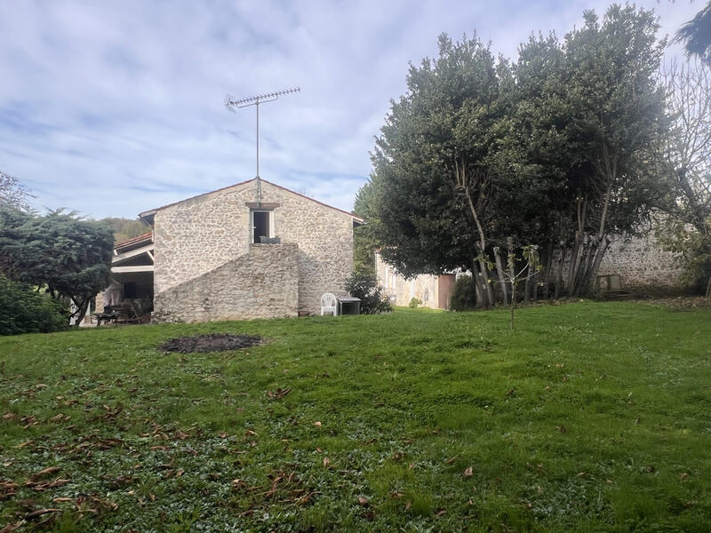 Maison - 175 m² - 6 pièces