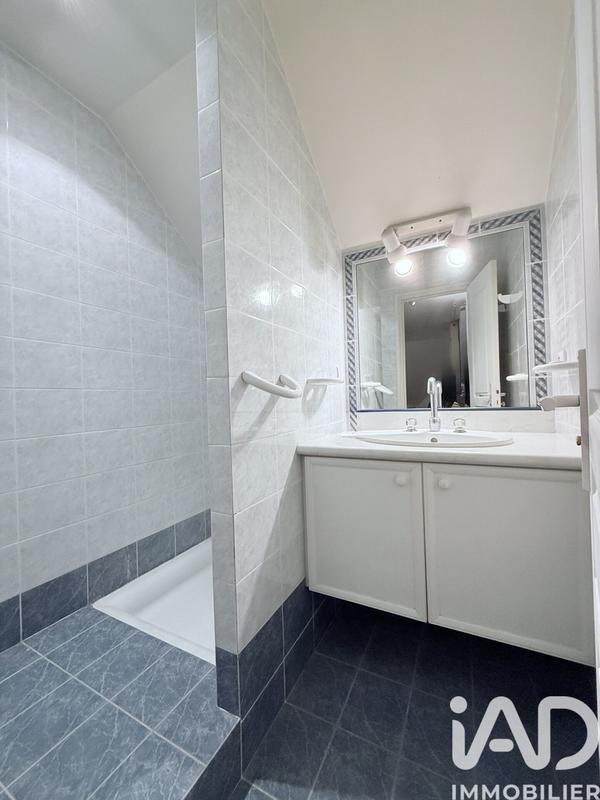 Maison - 261 m² - 8 pièces