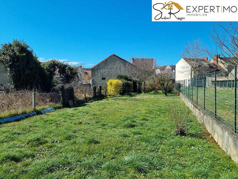 Maison - 228 m² - 9 pièces