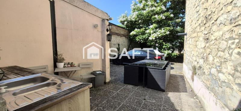 Maison - 196 m² - 9 pièces