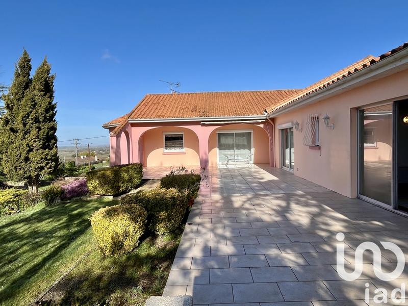 Maison - 223 m² - 6 pièces