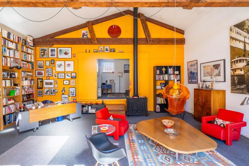 Maison - 210 m² - 7 pièces