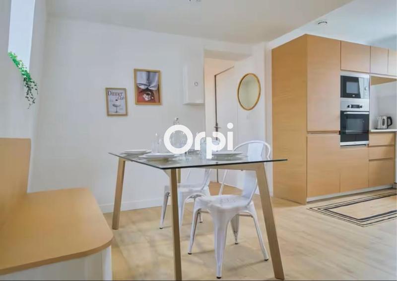 Immeuble - 220 m² - 6 pièces