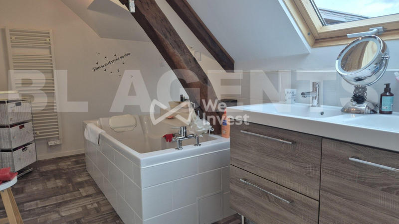 Maison - 110 m² - 6 pièces