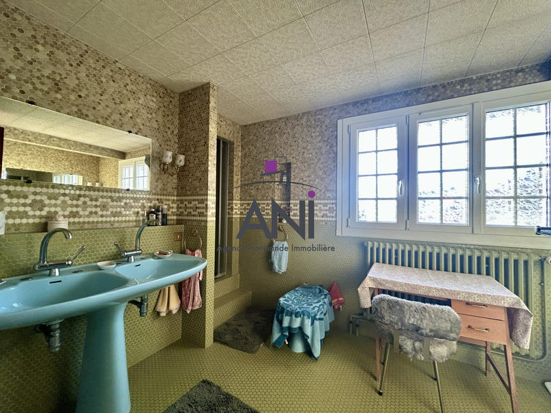 Maison ancienne - 241 m² - 7 pièces