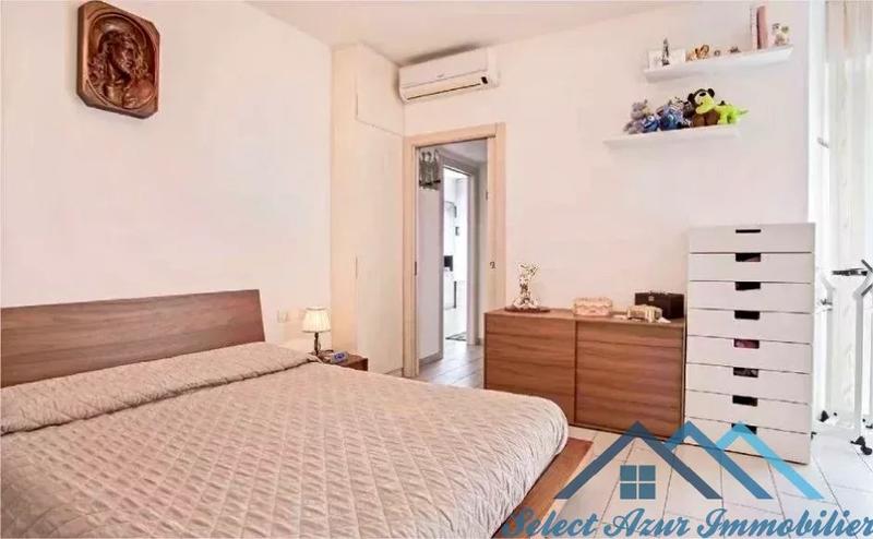 Villa - 176 m² - 6 pièces