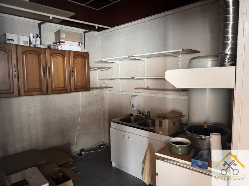 Local commercial - 135 m²