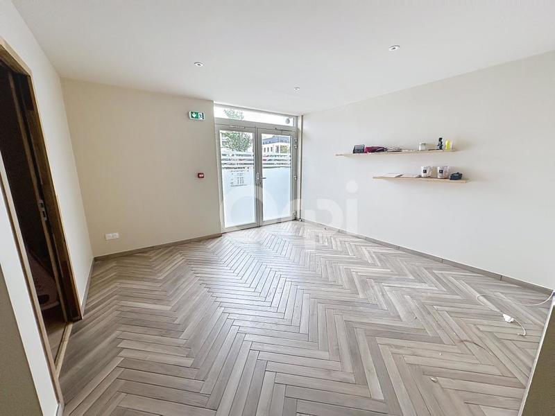 Maison - 121 m² - 6 pièces