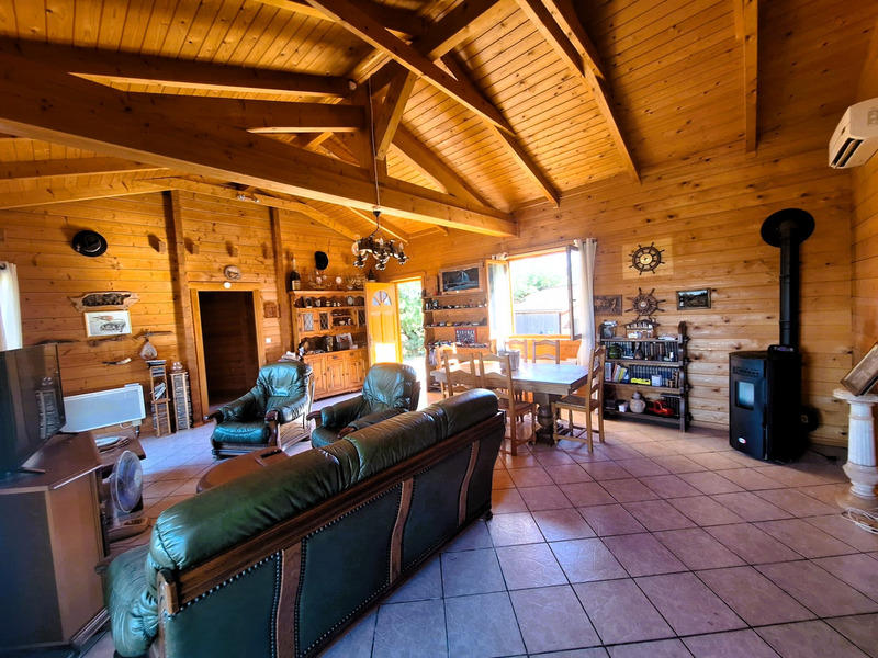 Maison - 98 m² - 4 pièces