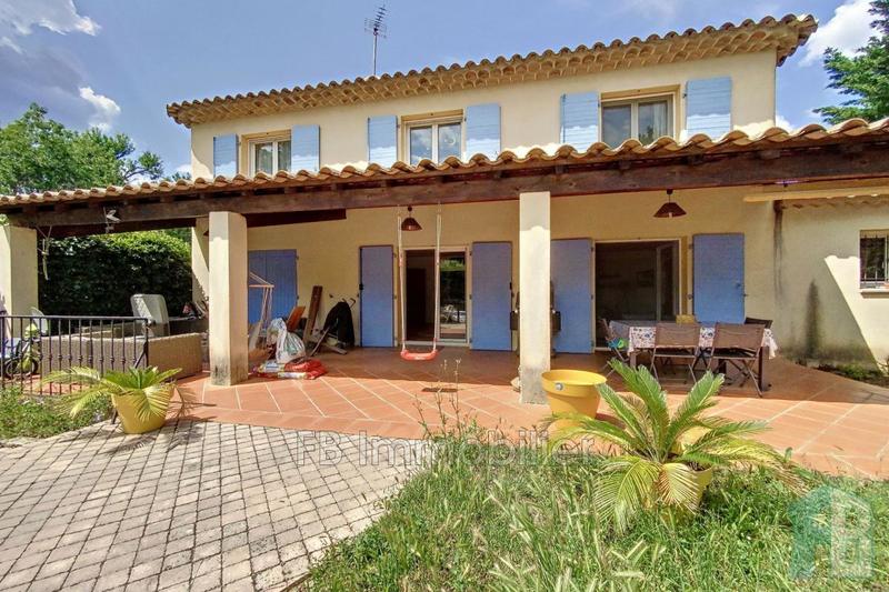 Maison - 145 m² - 5 pièces