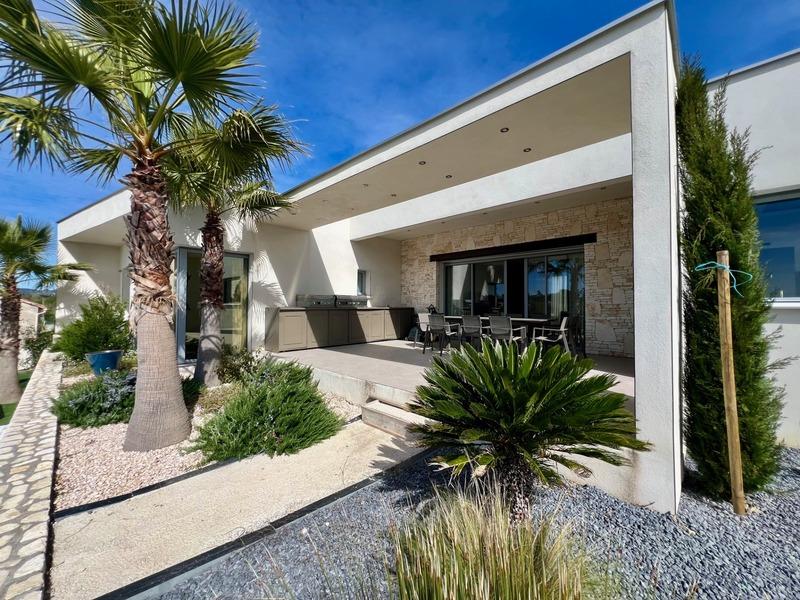 Maison - 150 m² - 5 pièces