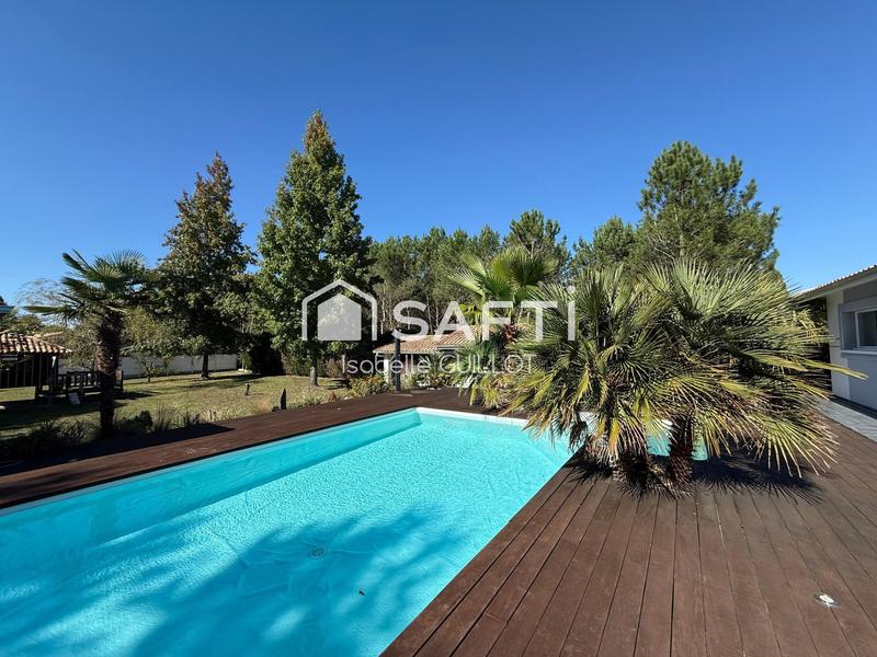 Maison - 240 m² - 7 pièces