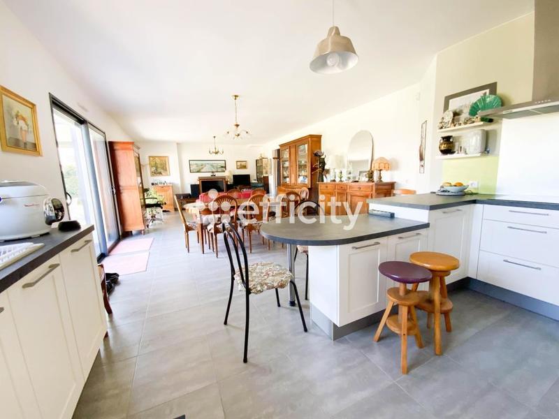 Maison - 123 m² - 4 pièces