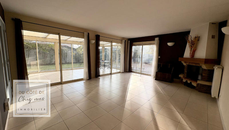 Maison - 140 m² - 5 pièces