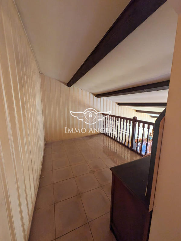 Villa - 266 m² - 7 pièces