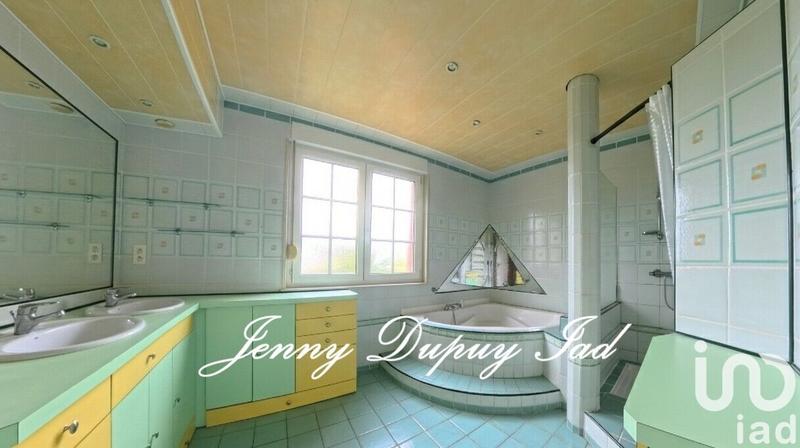 Maison - 140 m² - 7 pièces