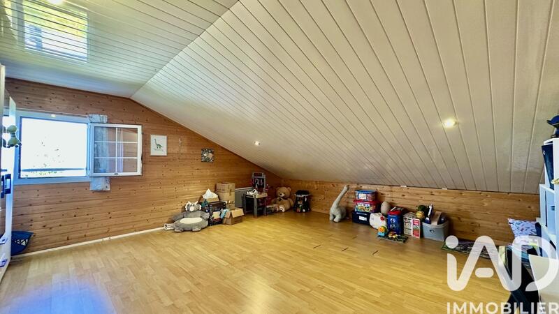 Maison - 168 m² - 6 pièces