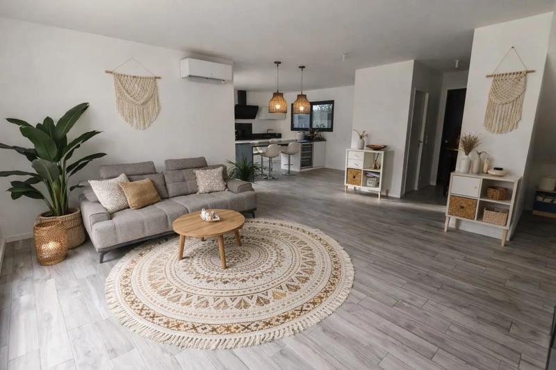 Maison - 99 m² - 5 pièces