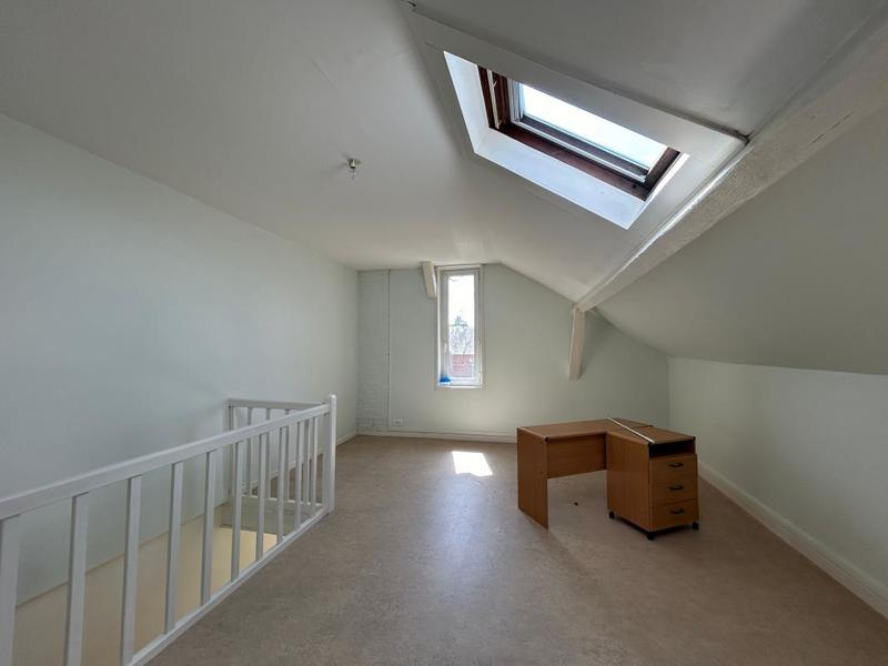 Maison - 84 m² - 4 pièces