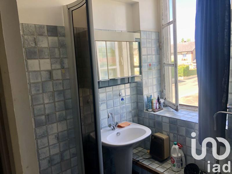 Maison - 225 m² - 10 pièces