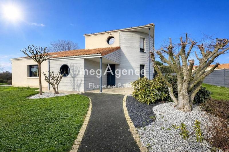Maison - 135 m² - 6 pièces