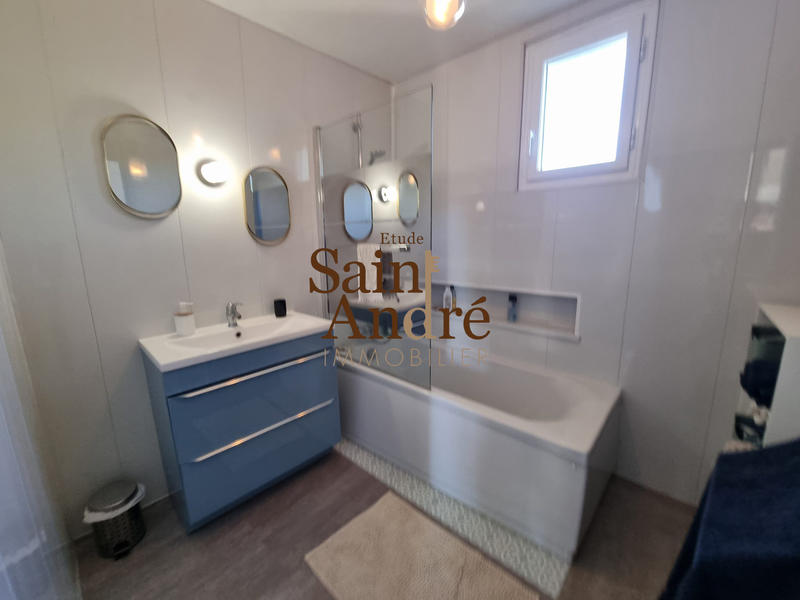 Maison - 165 m² - 8 pièces