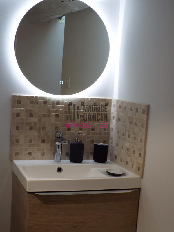 Mas - 376 m² - 15 pièces