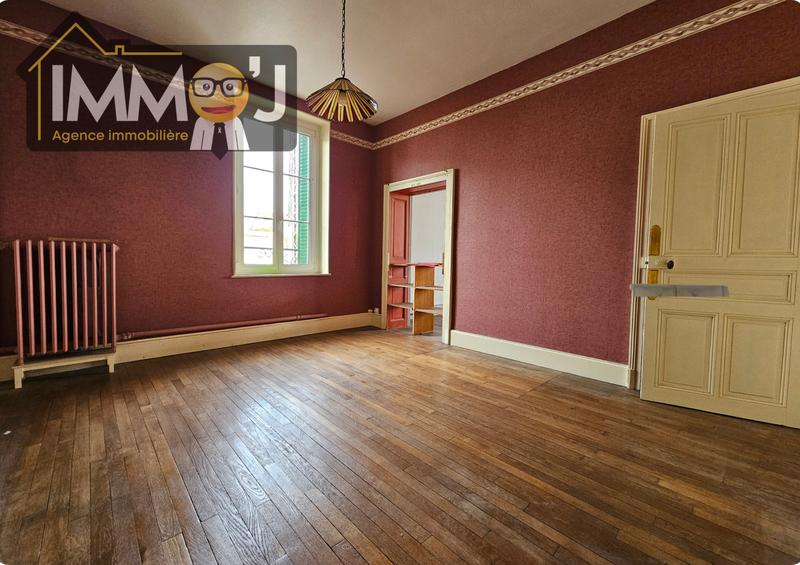 Maison - 187 m² - 7 pièces