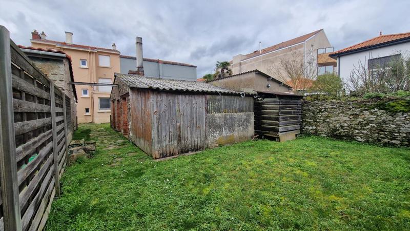 Maison - 165 m² - 8 pièces