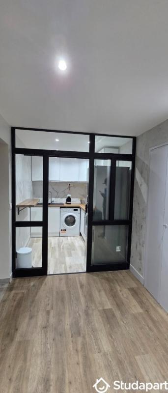 Chambre - 15 m² - 1 pièce