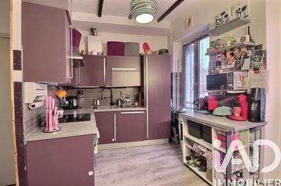 Appartement - 100 m² - 5 pièces