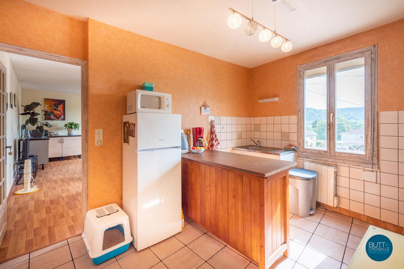 Maison - 90 m² - 5 pièces