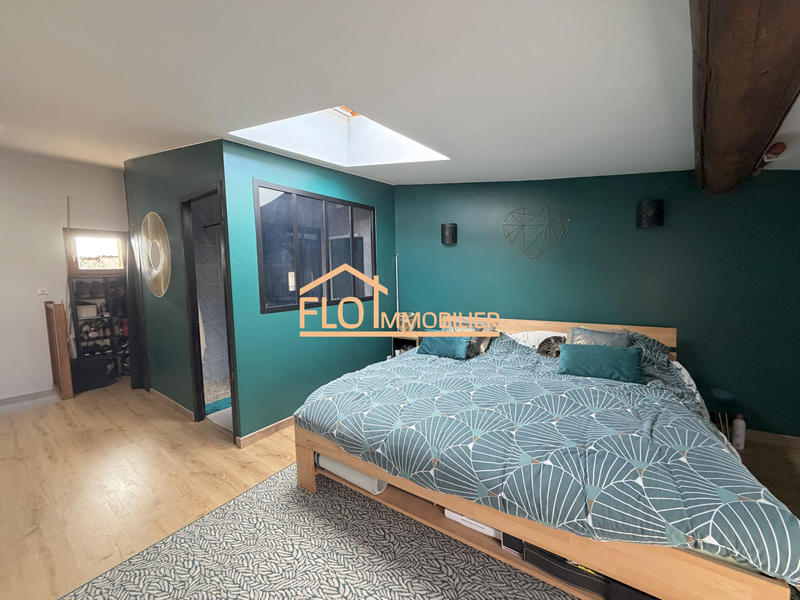 Maison - 96 m² - 5 pièces