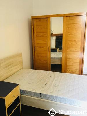 Chambre - 10 m² - 1 pièce