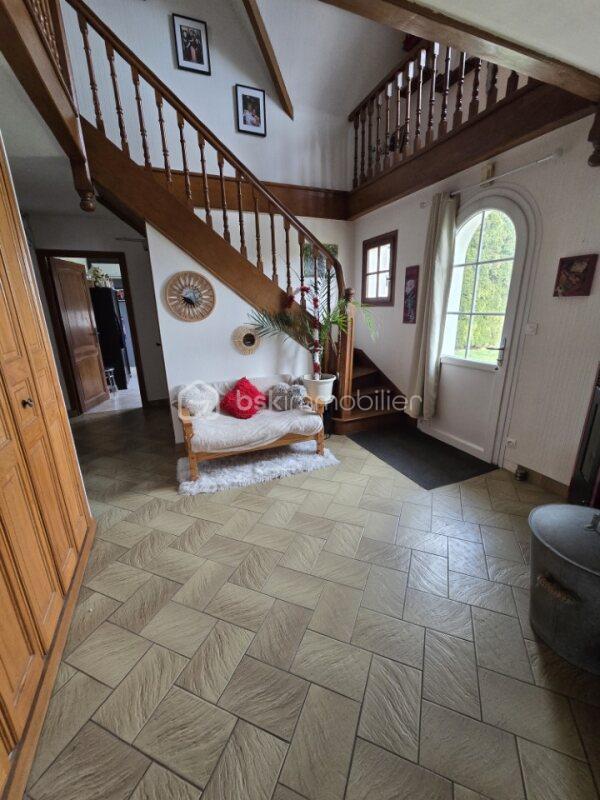 Maison traditionnelle - 170 m² - 6 pièces